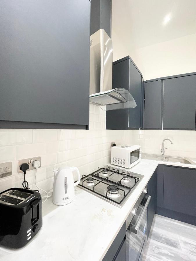Lovely 4 Bed Apartment Perfect For Families! London Ngoại thất bức ảnh