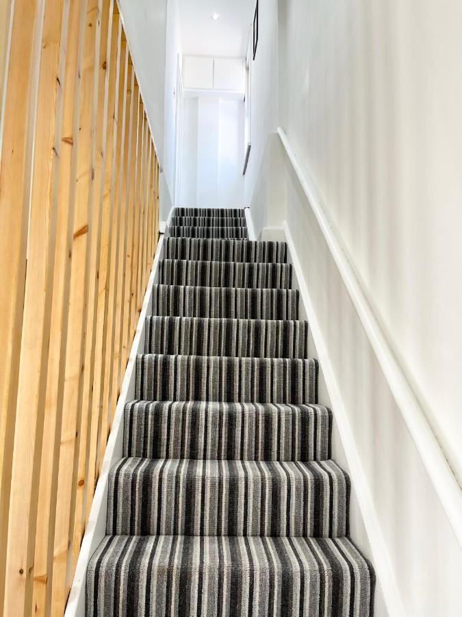 Lovely 4 Bed Apartment Perfect For Families! London Ngoại thất bức ảnh